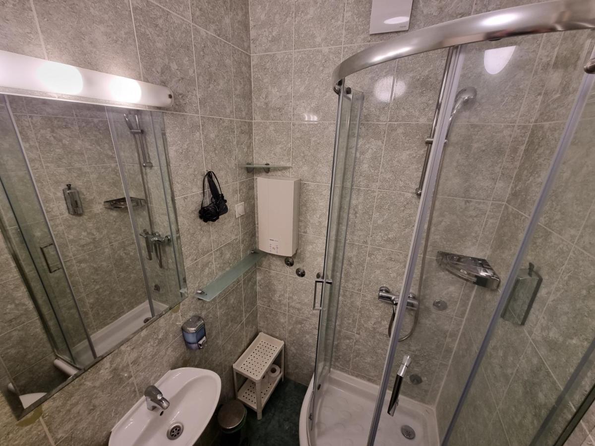 בלגרד Spirit Hostel And Apartments מראה חיצוני תמונה